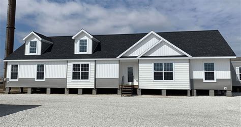 Manufactured home retailer